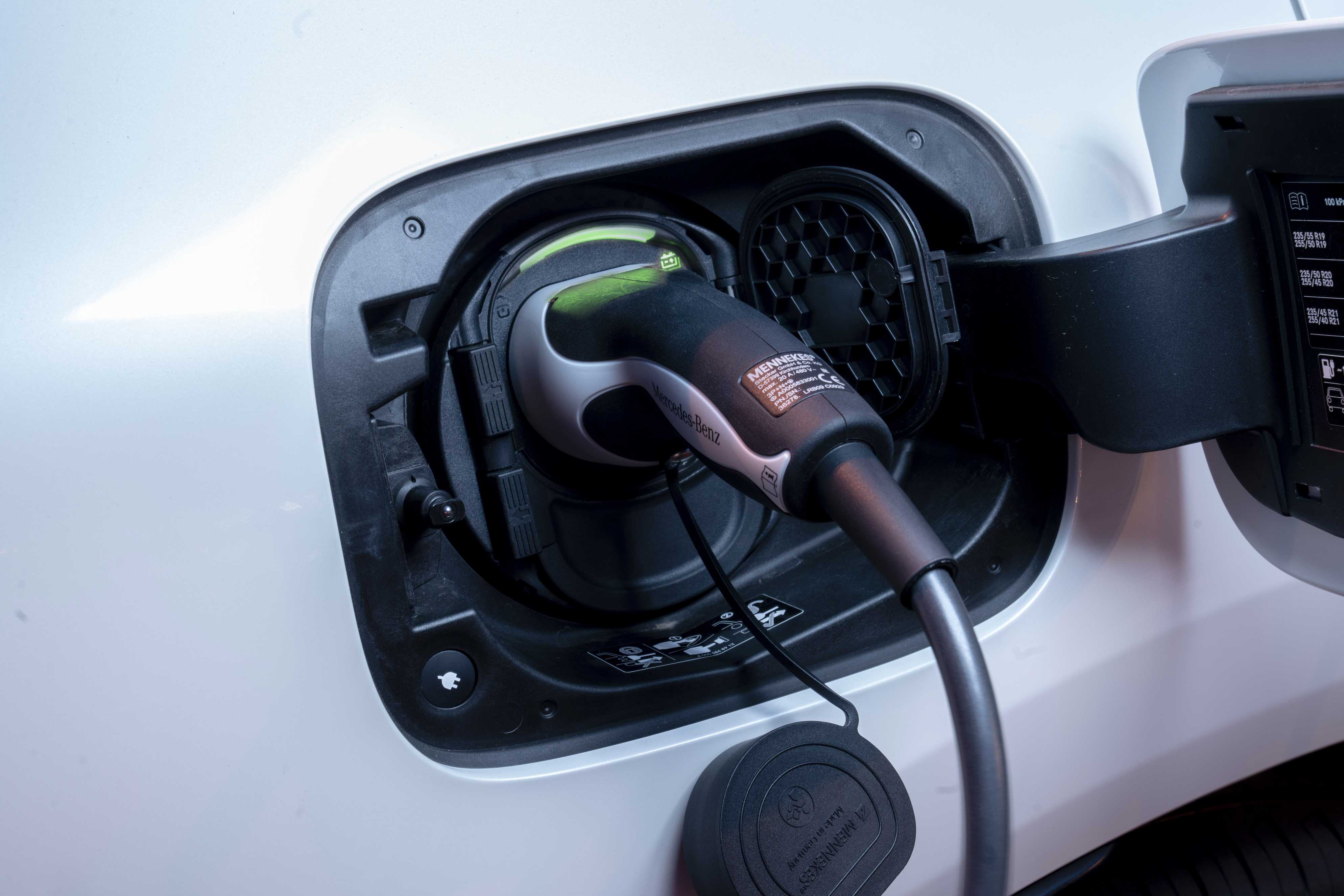 Mercedes EQC charging port